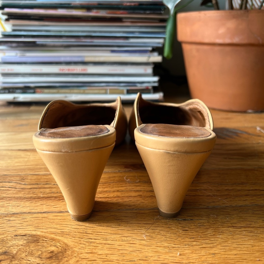 Intentionally Blank Heeled Slides - image 4